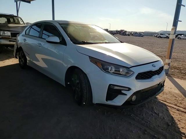 2021 Kia Forte - Image 11