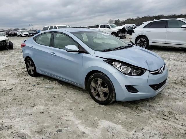 2011 Hyundai Elantra - Image 11