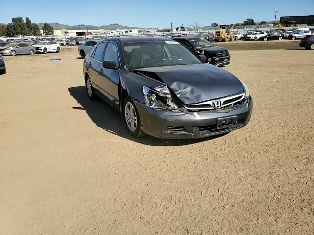 2007 Honda Accord - Image 10