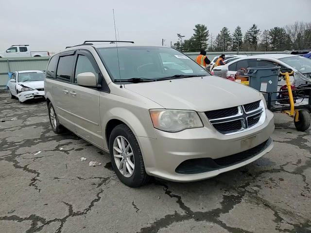 2014 Dodge Caravan - Image 12