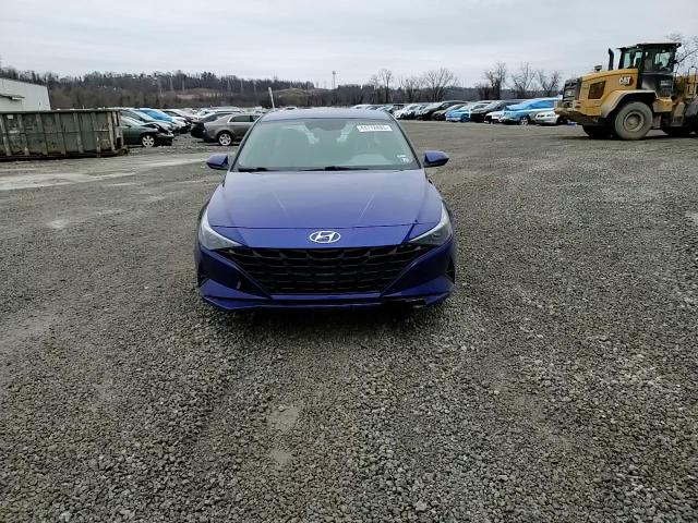 2023 Hyundai Elantra - Image 13