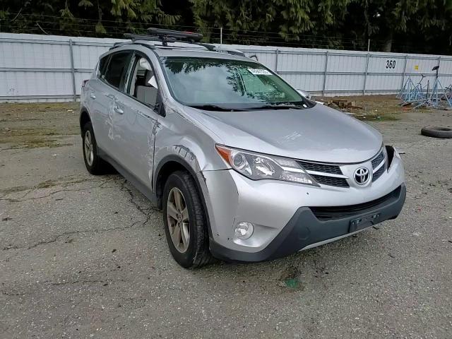 2015 Toyota RAV 4 - Image 12