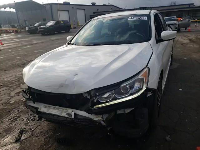 2017 Honda Accord - Image 10