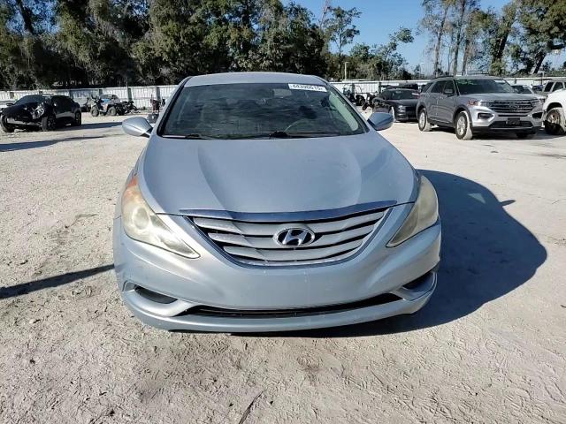 2011 Hyundai Sonata - Image 11