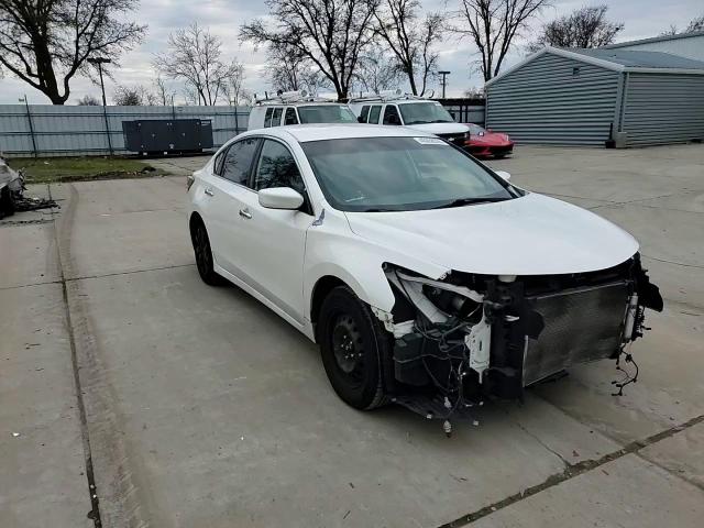2015 Nissan Altima - Image 11