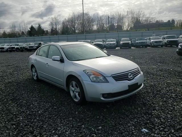 2009 Nissan Altima - Image 11