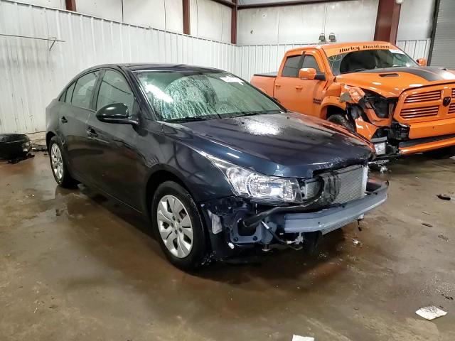 2016 Chevrolet Cruze - Image 14