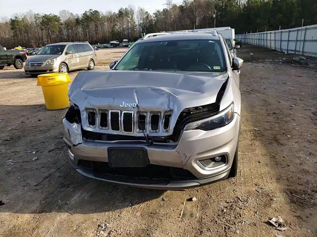 2019 Jeep Grand Cherokee - Image 11