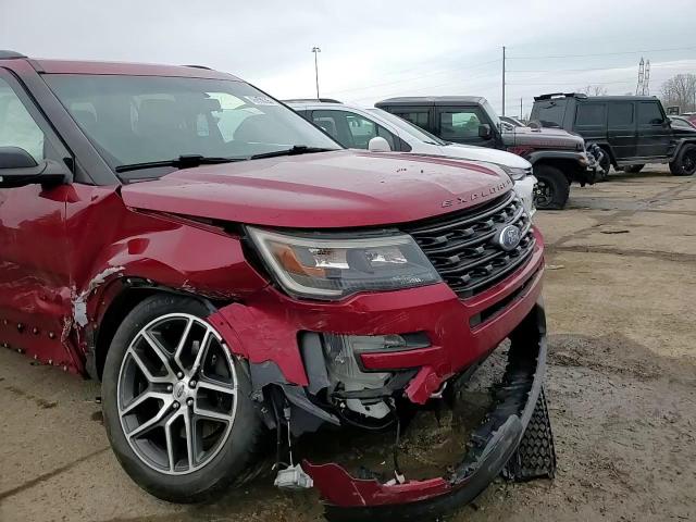 2016 Ford Explorer - Image 11