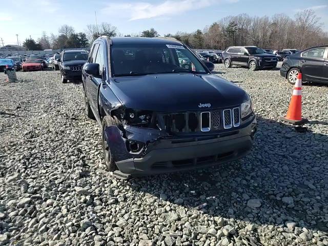 2016 Jeep Compass - Image 12