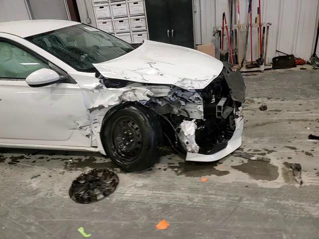 2019 Nissan Altima - Image 10