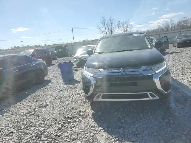 2020 Mitsubishi Outlander - Image 11