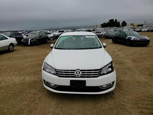 2015 Volkswagen Passat - Image 11