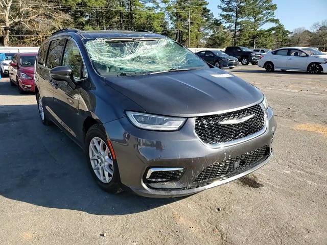 2022 Chrysler Pacifica - Image 14