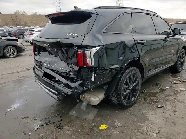 2022 Kia Sorento - Image 14