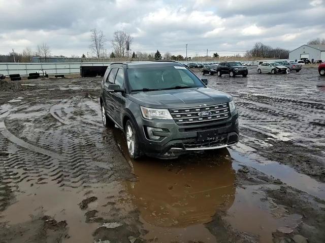 2016 Ford Explorer - Image 12