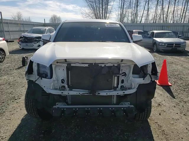 2022 Toyota Tacoma - Image 12