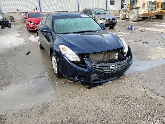 2012 Nissan Altima - Image 13