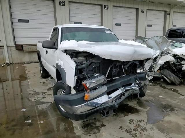 2006 Chevrolet Silverado - Image 11