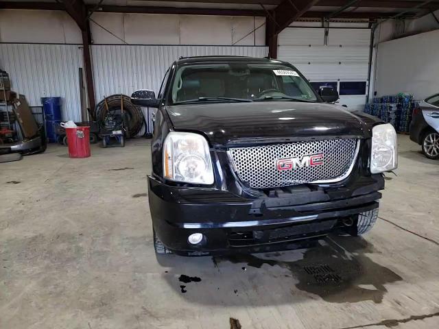 2008 GMC Yukon - Image 11