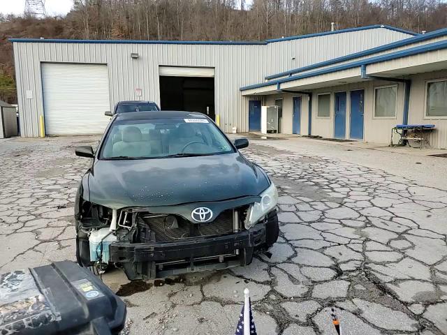 2011 Toyota Camry - Image 10