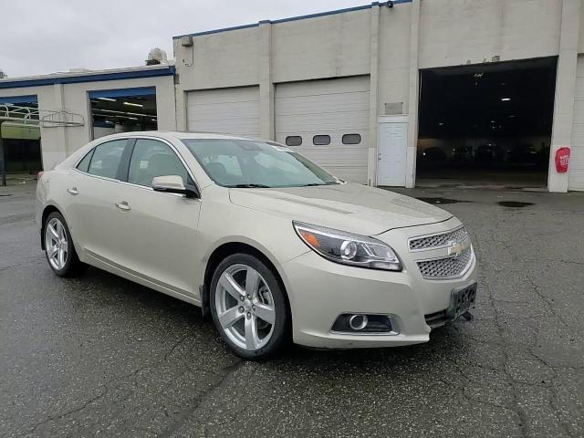 2013 Chevrolet Malibu - Image 10