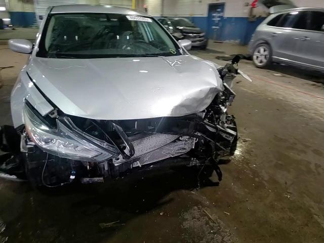 2017 Nissan Altima - Image 13