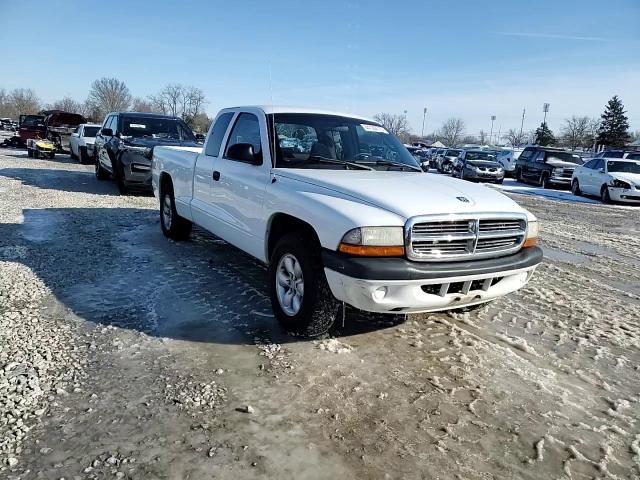2004 Dodge Dakota - Image 11
