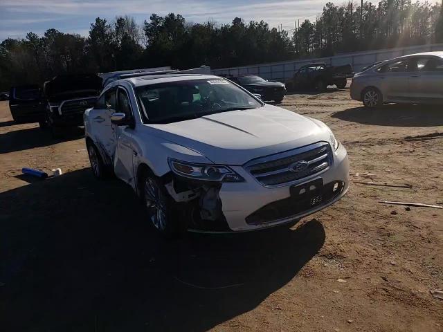 2011 Ford Taurus - Image 10