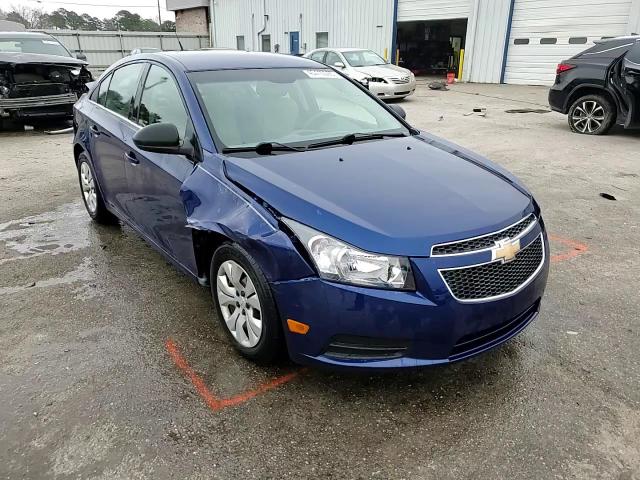 2012 Chevrolet Cruze - Image 13