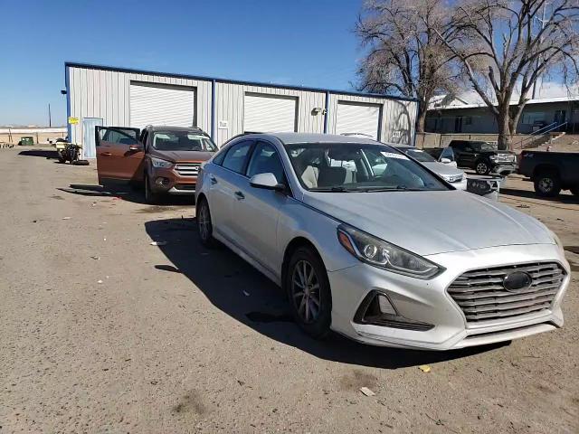 2018 Hyundai Sonata - Image 11