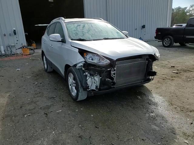 2013 Hyundai Tucson - Image 14