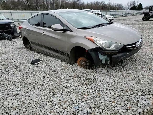 2013 Hyundai Elantra - Image 10