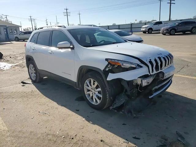2016 Jeep Grand Cherokee - Image 12