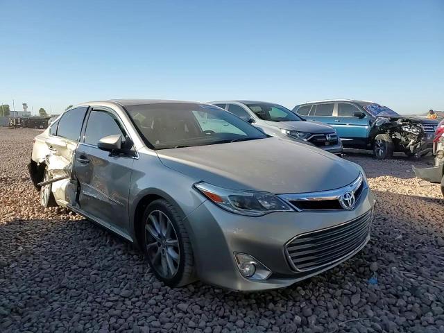 2013 Toyota Avalon - Image 11