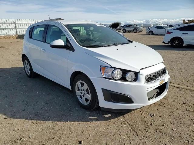2016 Chevrolet Sonic - Image 10