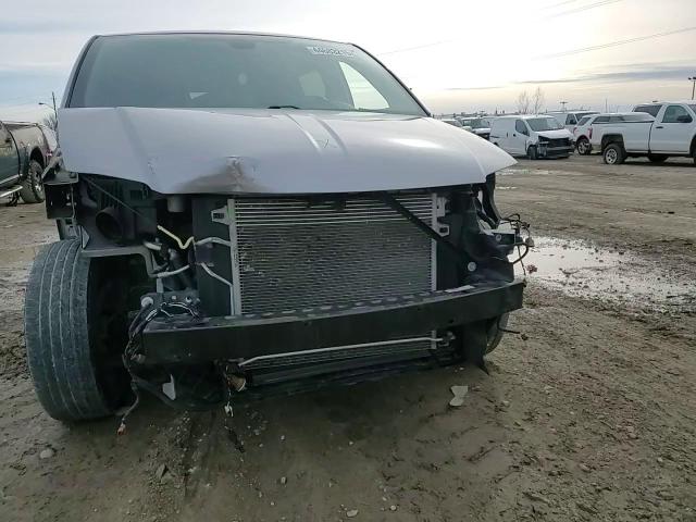 2019 Dodge Caravan - Image 11