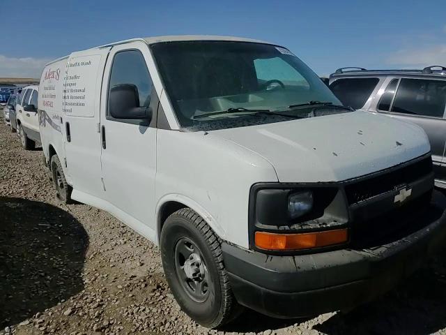 2006 Chevrolet Express - Image 12