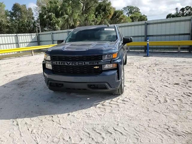 2022 Chevrolet Silverado - Image 10