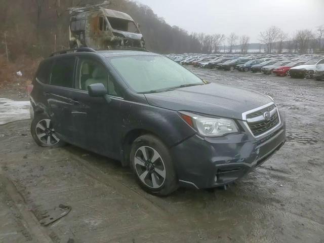 2017 Subaru Forester - Image 14
