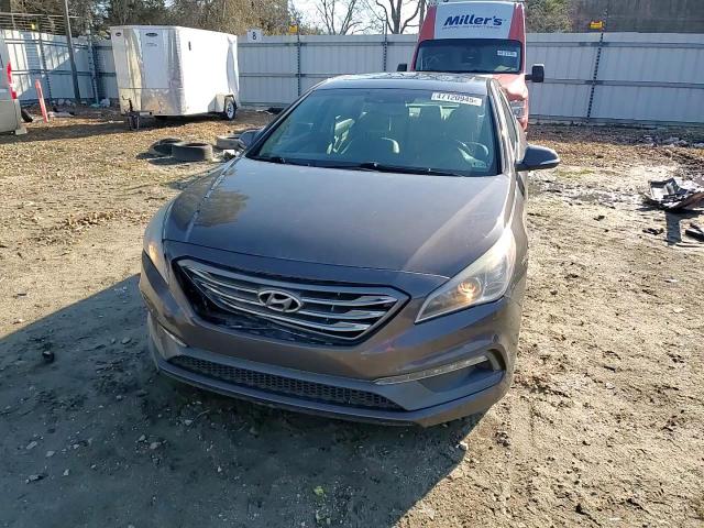 2016 Hyundai Sonata - Image 11