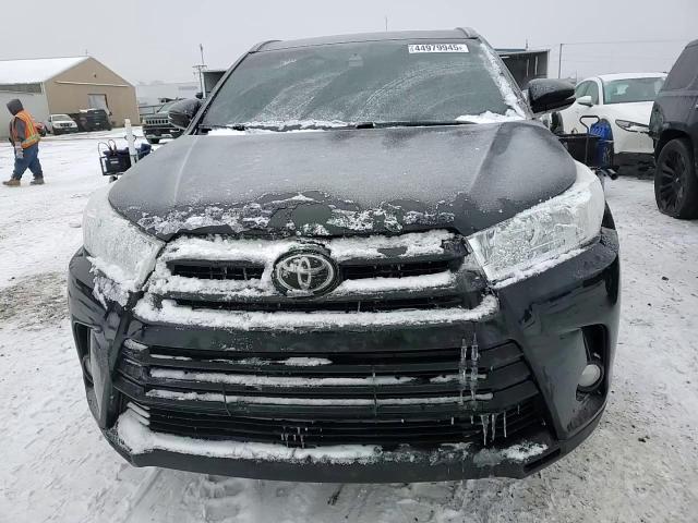 2019 Toyota Highlander - Image 11