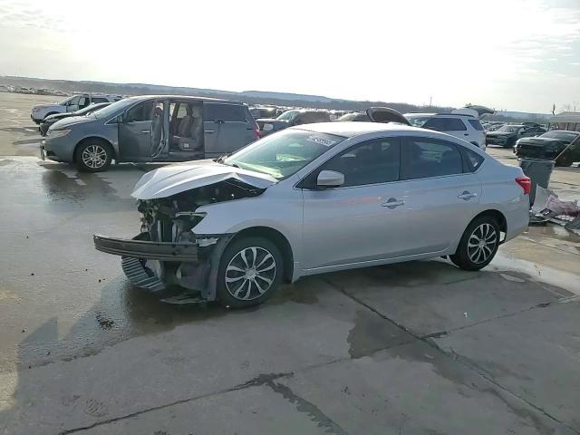 2016 Nissan Sentra - Image 14