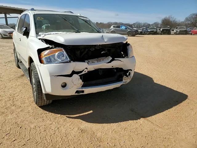 2015 Nissan Armada - Image 12