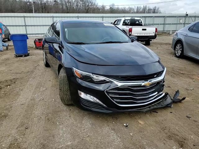 2022 Chevrolet Malibu - Image 11