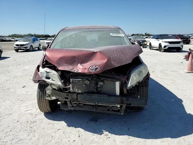 2014 Toyota Sienna - Image 12