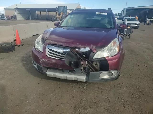 2011 Subaru Outback - Image 10