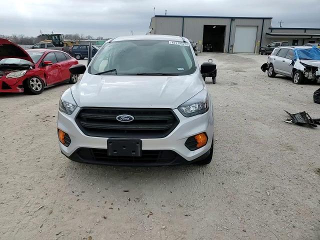 2019 Ford Escape - Image 11