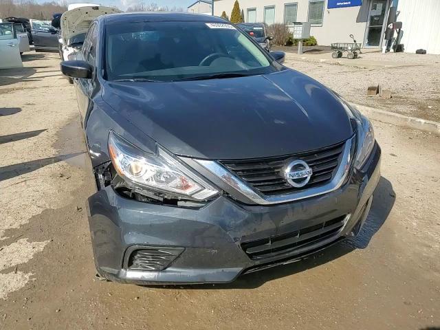 2018 Nissan Altima - Image 13
