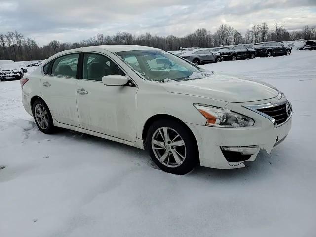 2013 Nissan Altima - Image 10